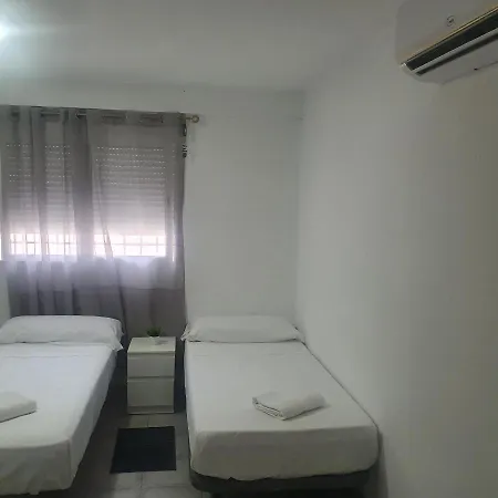 Bed & Breakfast Pension Rosaline Valencia